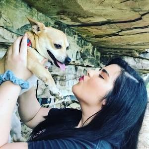 Meet your Posher, Abby